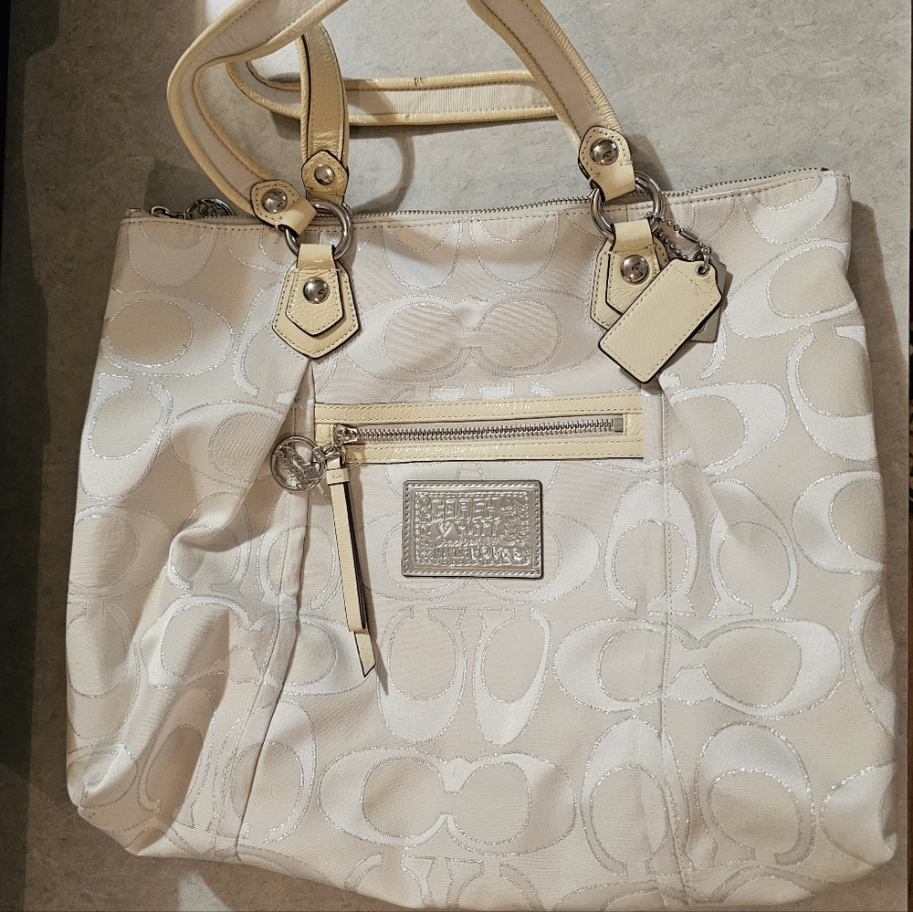 Coach Cream Signature Tote Bag